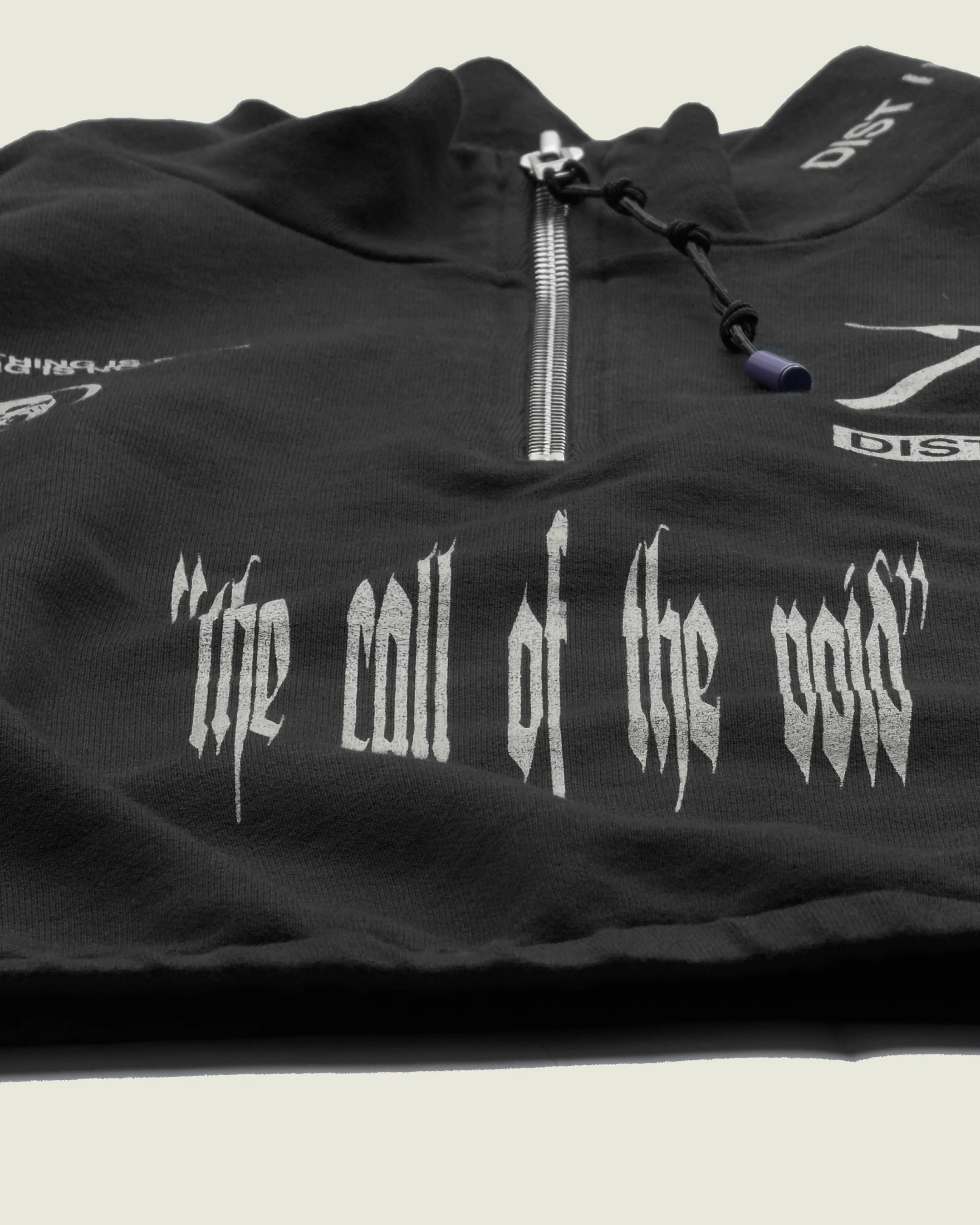 DIST / DNMX X SKULLPHONE "Pegasus Void" Quarter Zip BLACK FADE - Image 3